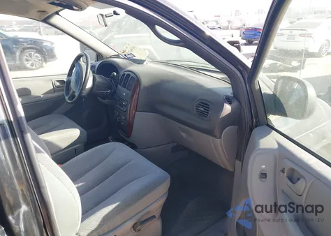 2004 Chrysler Town & Country Touring z USA, uszkodzony, nr VIN 2C4GP54L94R554144